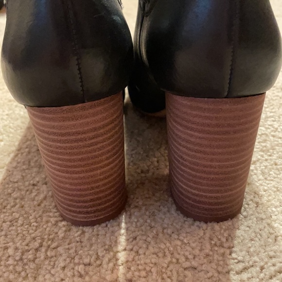 Sexy Lucky brand bootie- - Picture 4 of 6